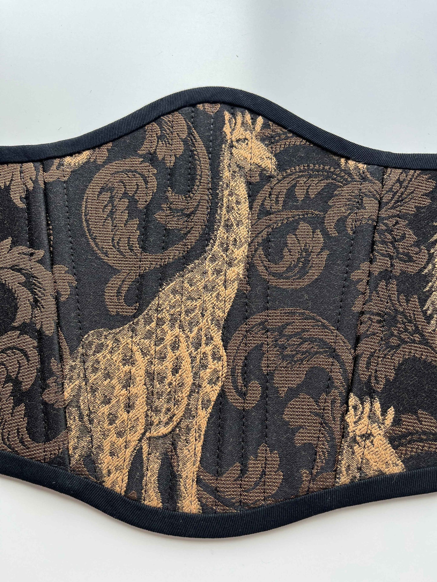 Underbust corsage belt “Wild grace”