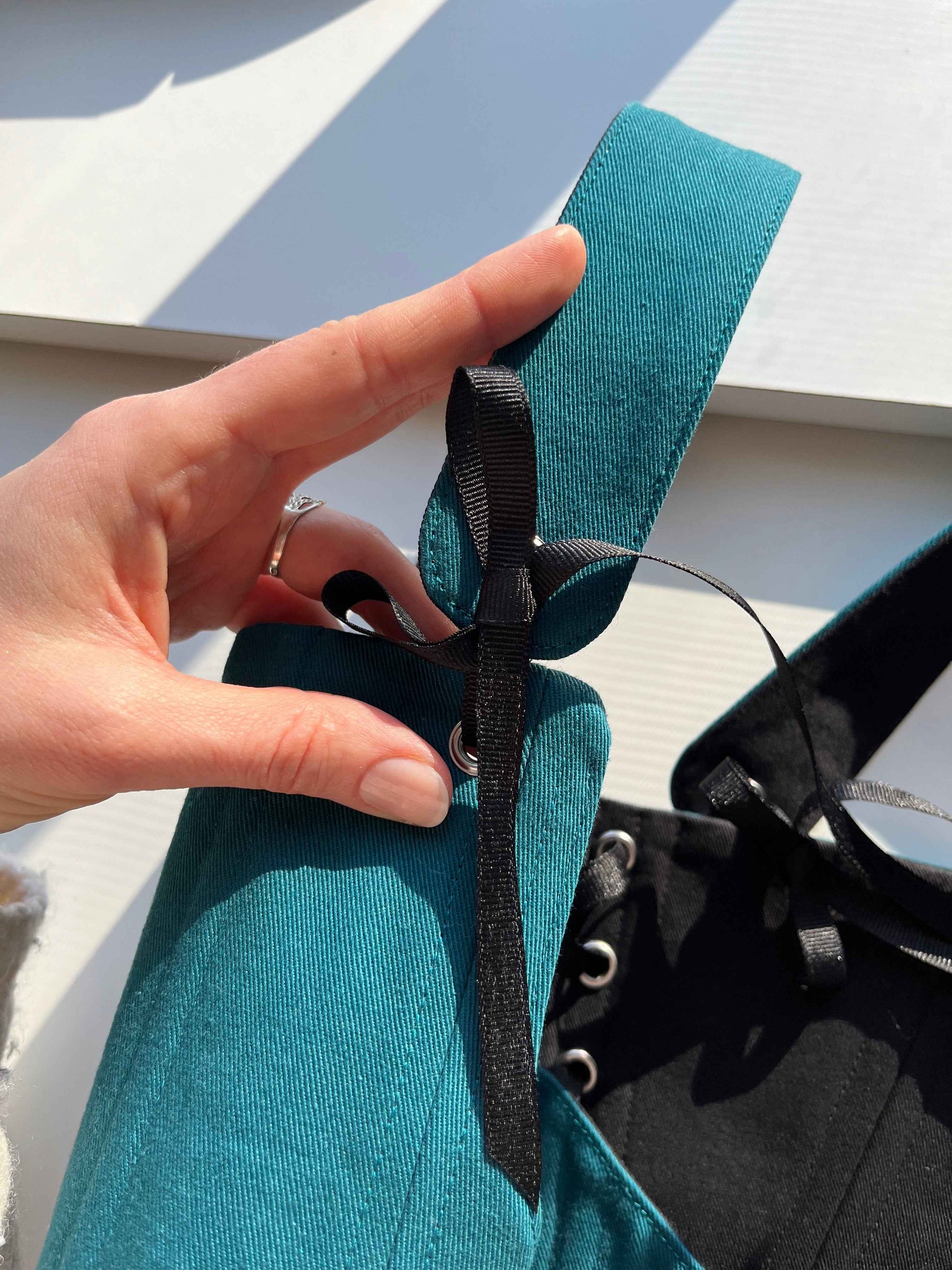 Custom for S_v02 Reversible black/teal underbust with shoulder straps size S