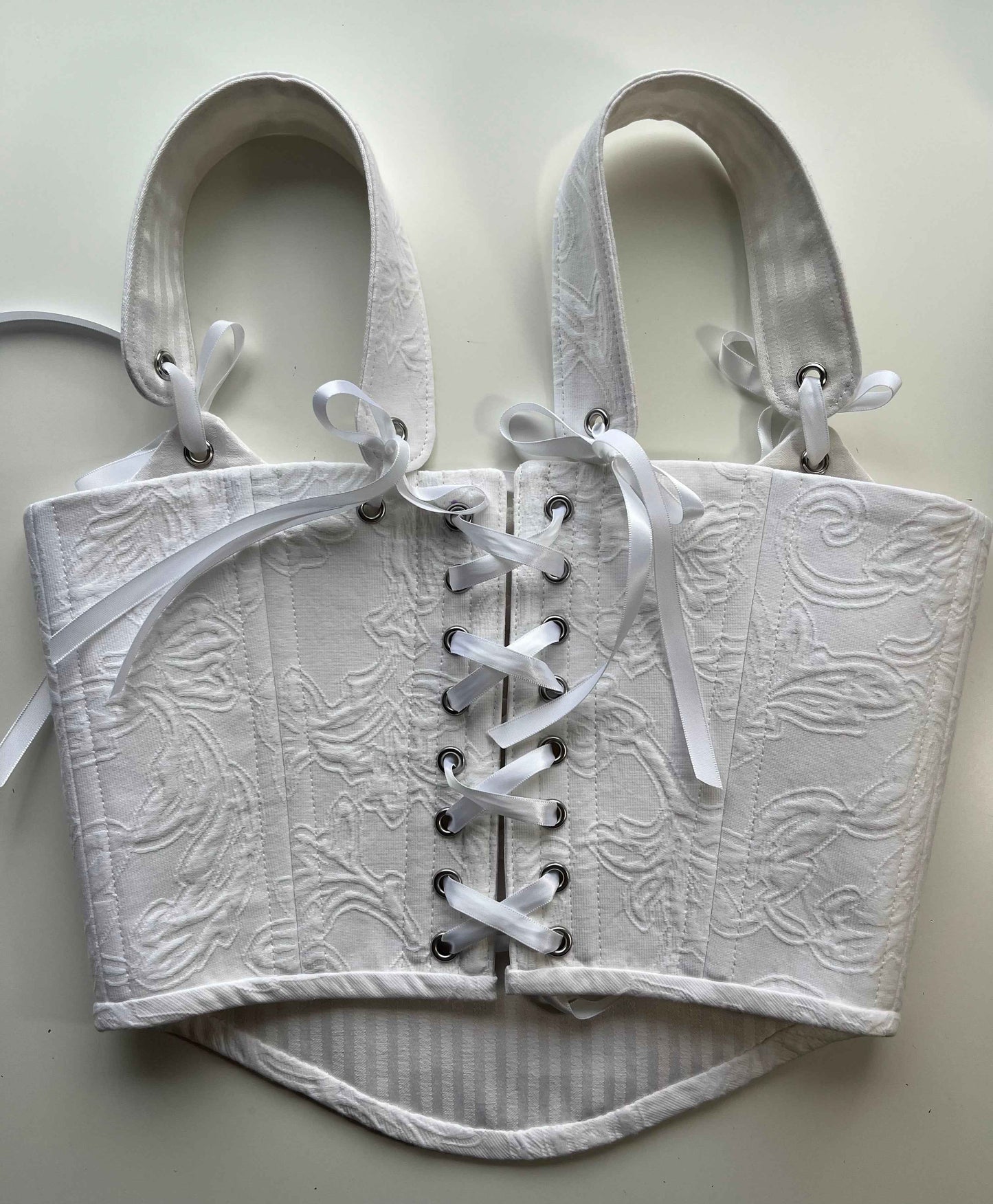 Updated “Luna” corset with removable shoulder straps 🌙