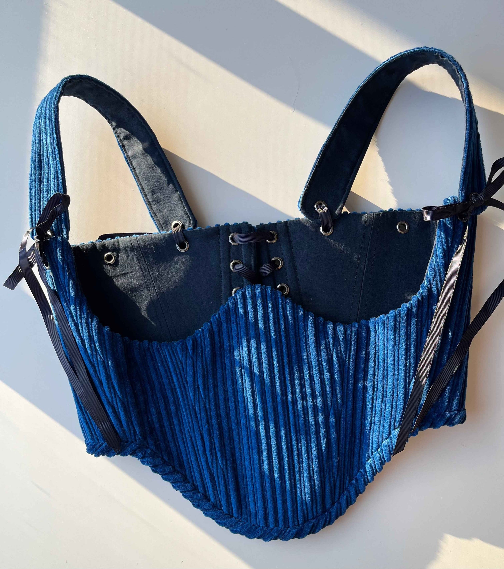 Blue Velvet underbust corsage size M-L