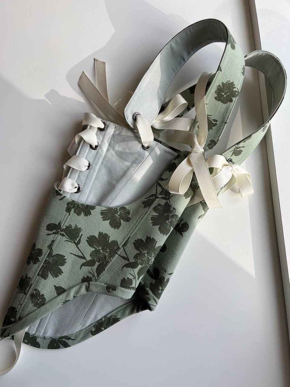 Floral corsage