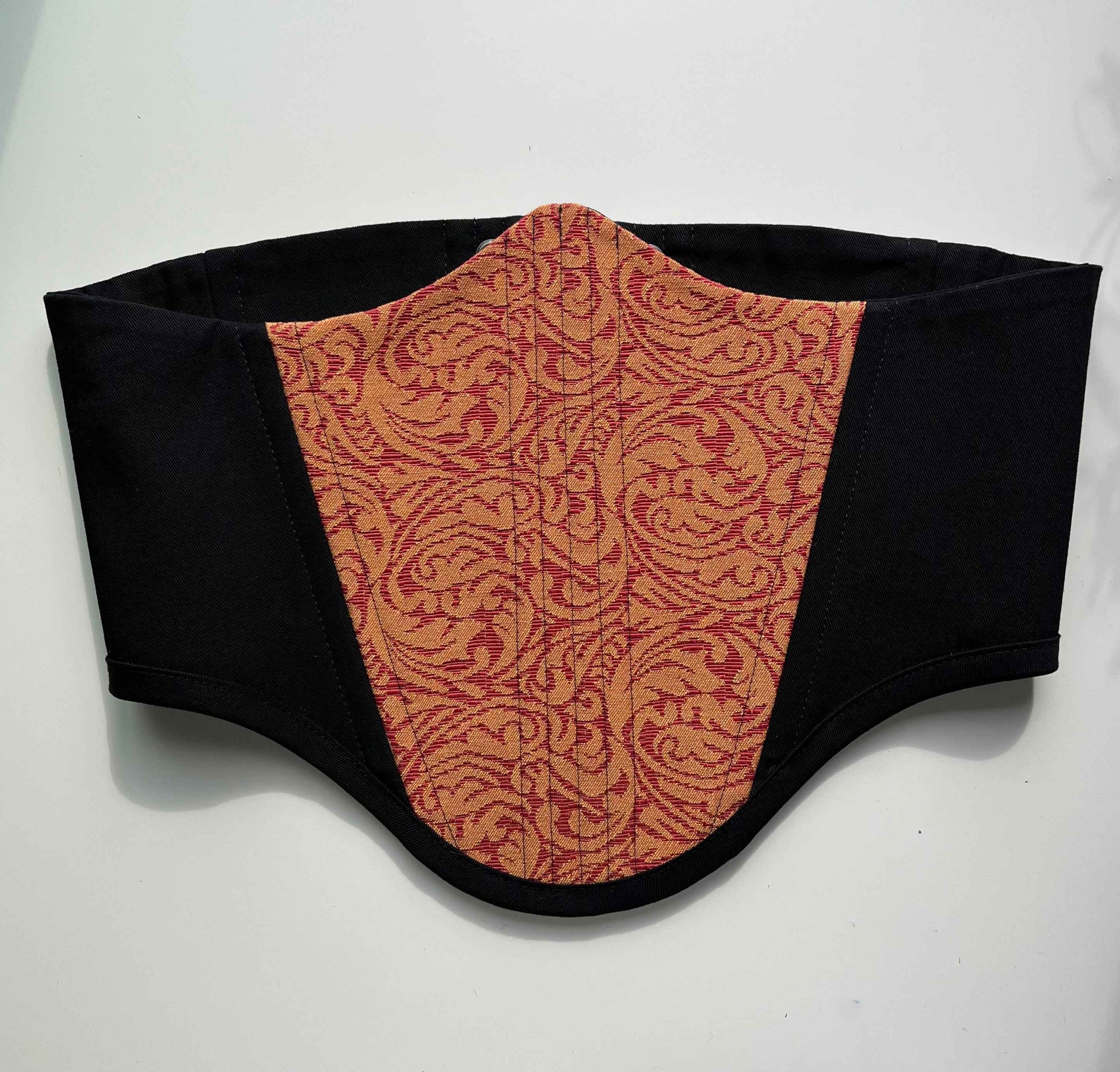 Reversible Corsage Belt in Black Twill & Damask