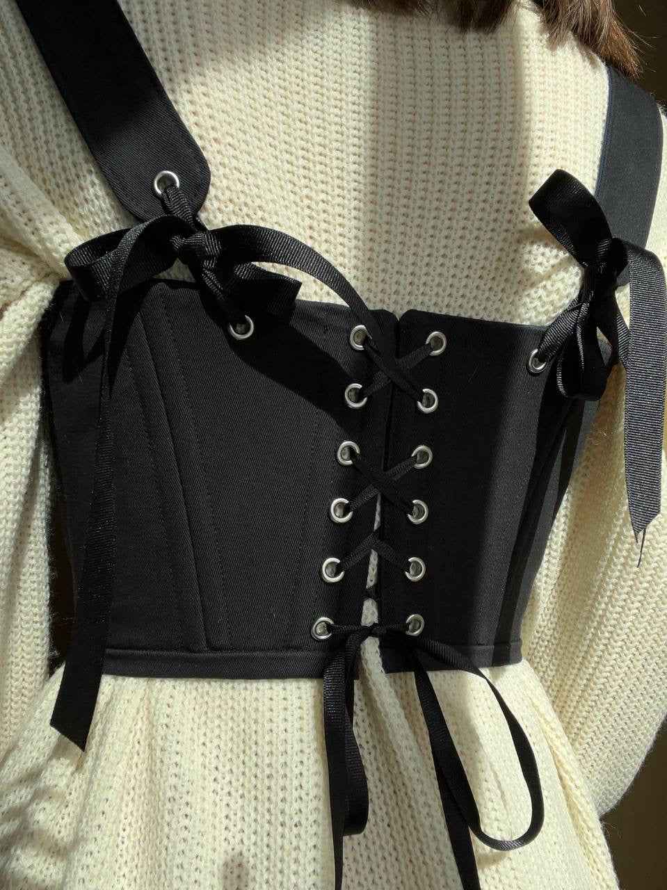 Black Underbust Corset for Stunning Silhouette 🖤