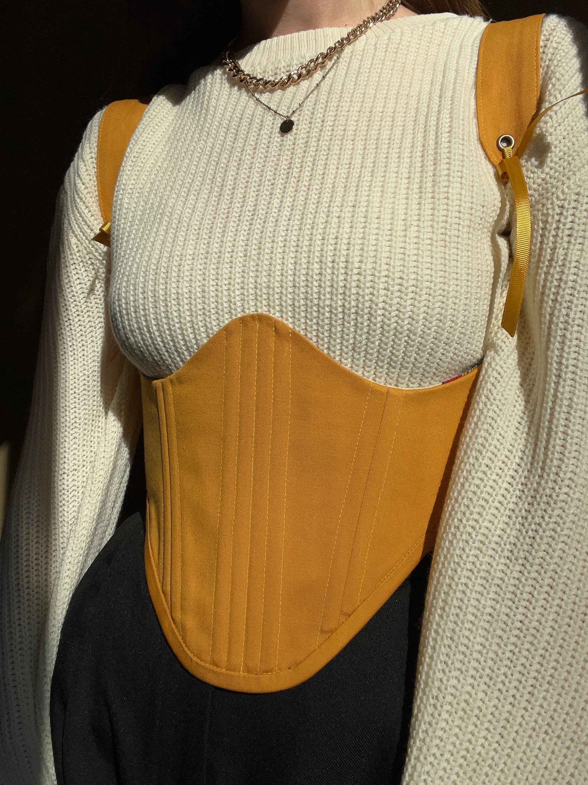 Mustard yellow underbust corsage with removable shoulder straps 🧡