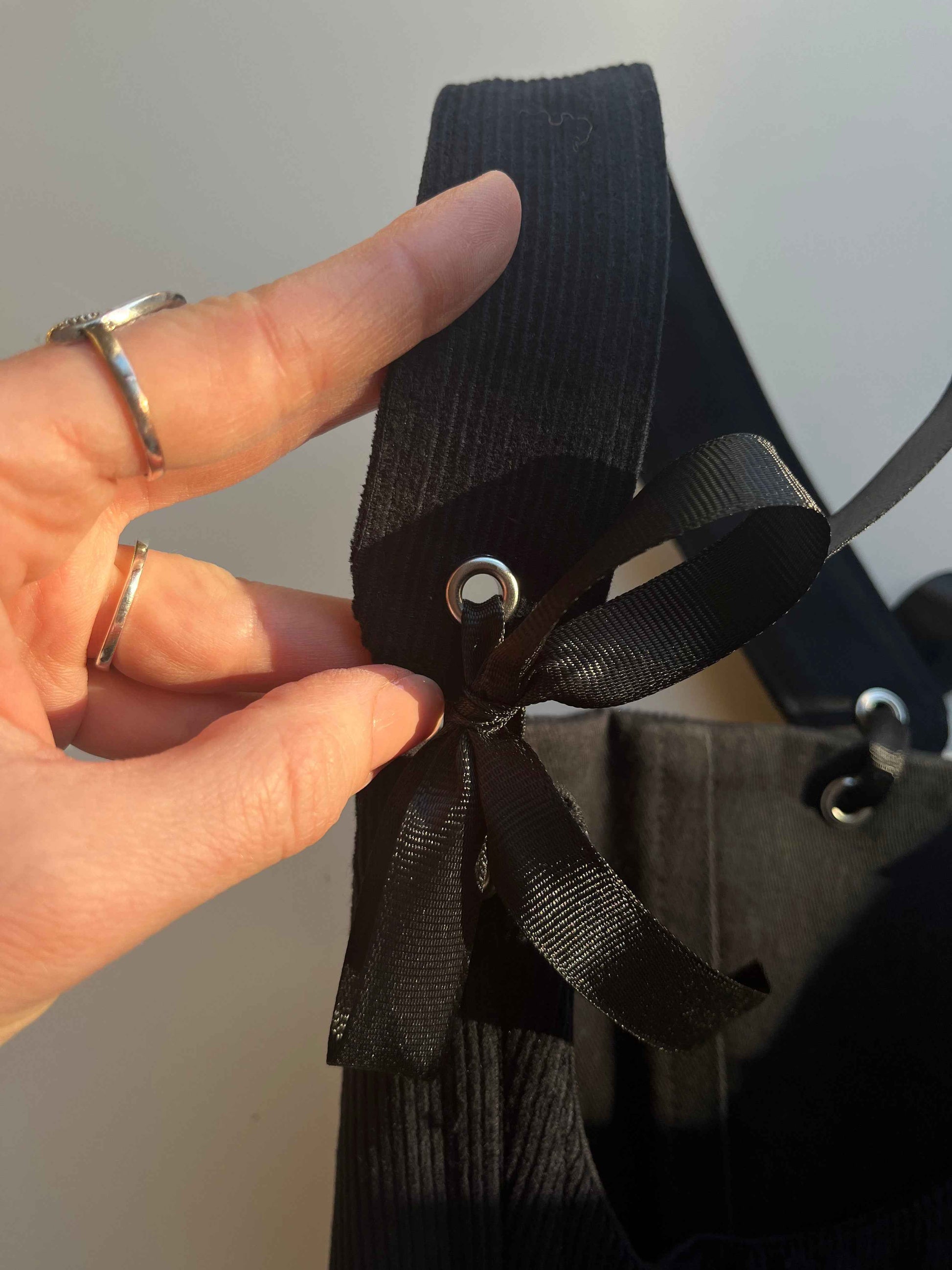 Reversible cotton twill black/dark blue cotton corduroy underbust corsage with removable shoulder straps 🖤💙