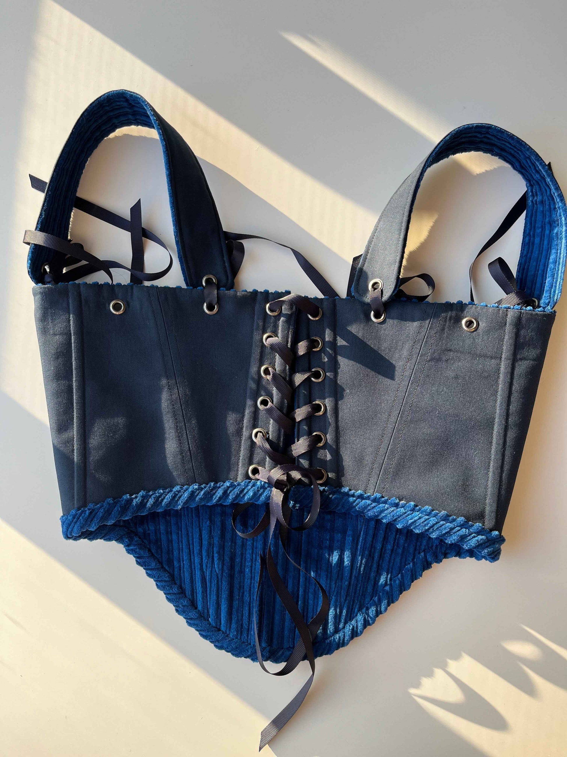 Blue Velvet underbust corsage size M-L