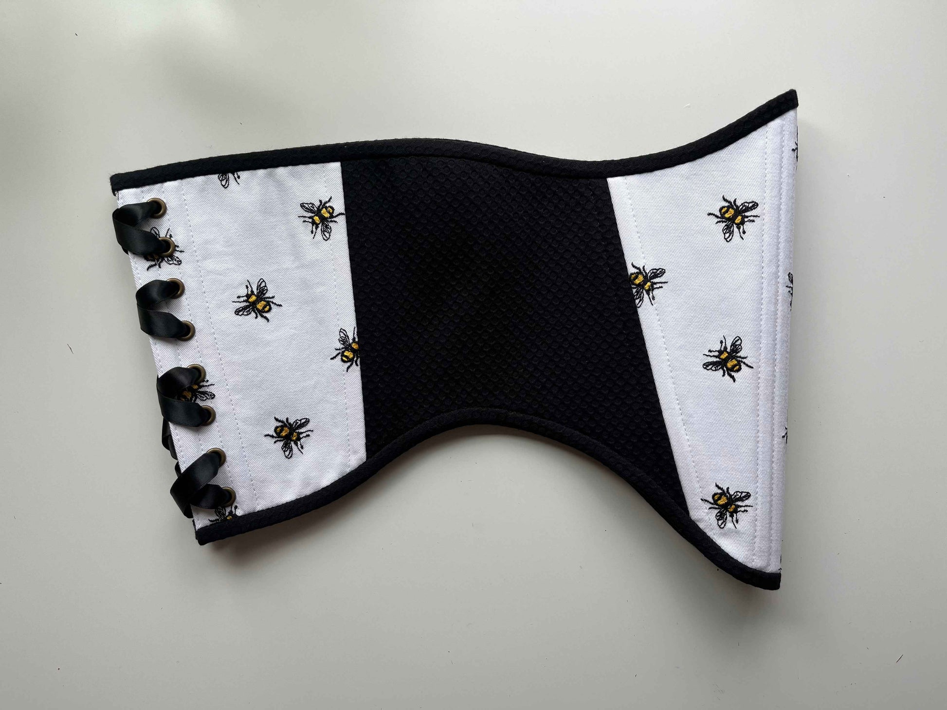 Bee belt for NN
