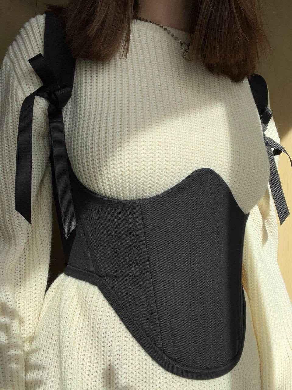 Black Underbust Corset for Stunning Silhouette 🖤