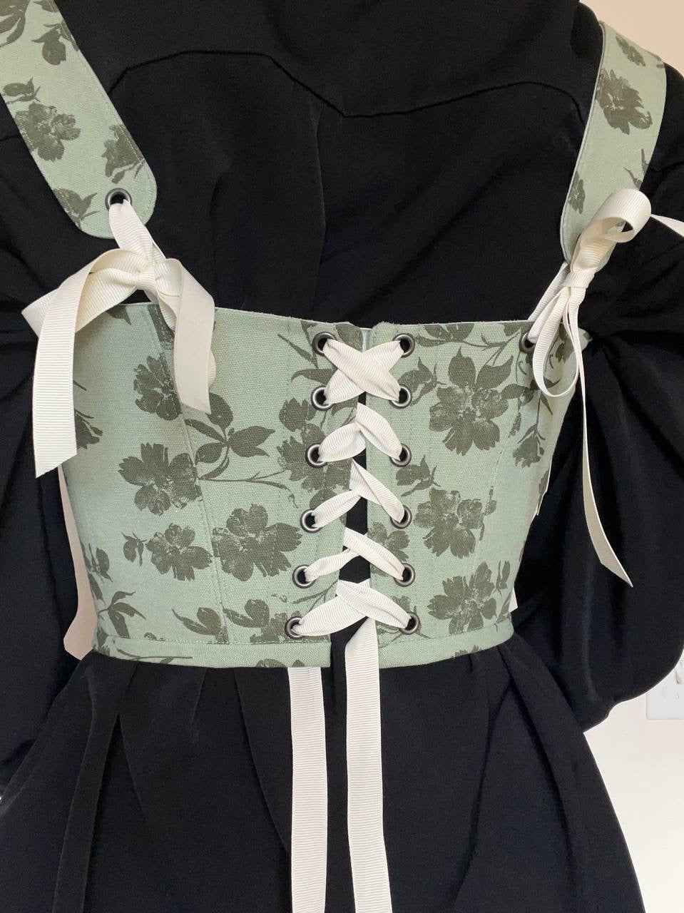 Floral corsage